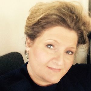 Meet your Posher, Angie